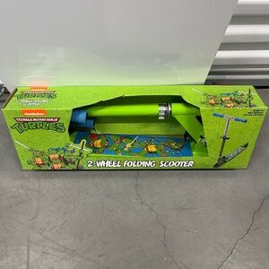 Nickelodeon Green and Blue Action Scooter